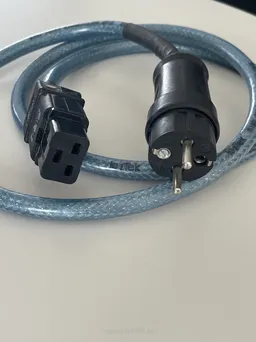 IsoTek Premium kabel sieciowy 1.5m